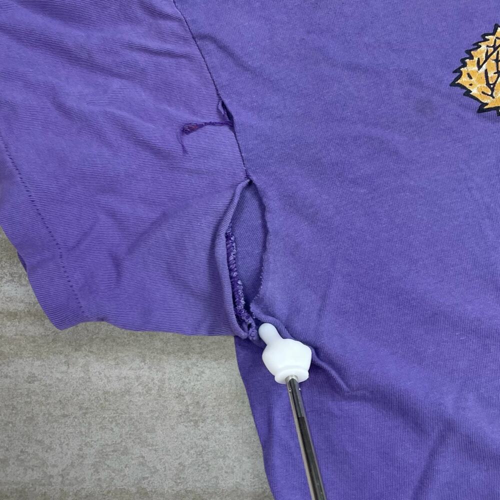 Vintage 90s Tweety Bird Shirt Mens M Purple Looney Tunes Cotton Short Sleeve - Picture 6 of 6